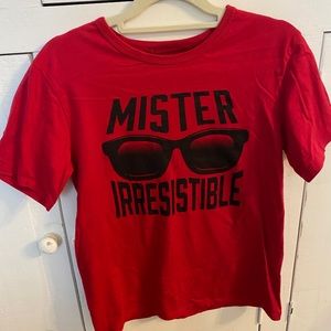 Childrens Place red short sleeve tea Mr. irresistible, Valentine’s Day size L.